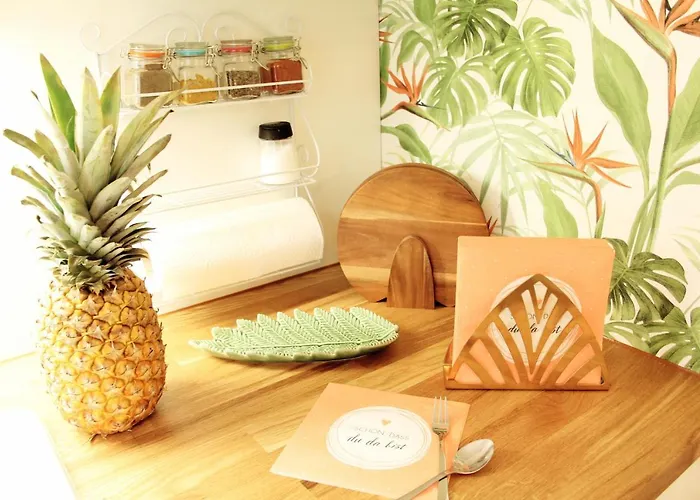 Apartment Secret Hideaways Tropical Feeling Mit 2 Schlafzimmer Nahe L Messe L Flughafen L Hbf Duisburg